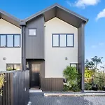 Coolwaters - Long Bay Private Townhouse