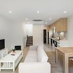 Te Atatu Cozy Brand New Townhouse 5