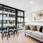 Modern One Bedroom Studio