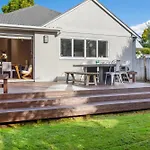 Prosper Point Home With Bbq, Patio And Parking