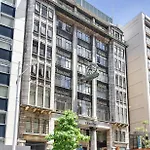 Prime Location Queen Street