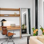 Elegant 1-Bd Wynyard Quarter With Carpark