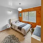 Botany Bliss L Beautiful 4Bed Family Friendly Home