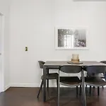 Dilworth Apartments By Urban Rest