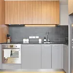 Lighthouse Apartments By Urban Rest