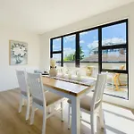 Contemporary Design Four-Bedroom Home