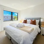 Contemporary Design Four-Bedroom Home