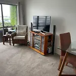 Peaceful 2 Bedroom Apartment