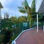 Prime Location With Stunning Harbour Bridge View