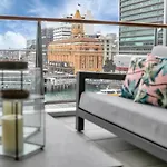 Deluxe Sea - Harbour Views - Princes Wharf Gem