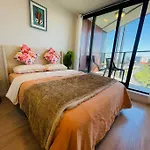 Nice Studio With High-Rise View