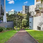 Greys Urban Escape With Spa, Pool - Gym