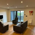 Epsom Tidy House 8