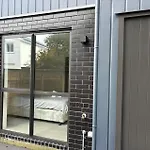 Epsom Tidy House 8