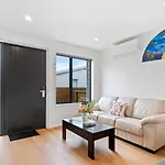 Ventura Retreat Townhouse With Parking And Patio