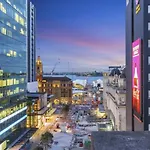 The Queens Retreat - Penthouse On Queen Street