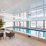 City View Studio With Pool & Gym