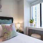 2-Bs Suite Adjacent To Sky Tower