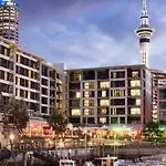 Auckland Viaduct Chic Luxury Waterfront Views!
