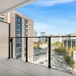 Studio Apartment In Akl Cbd