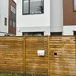 George Townhouse