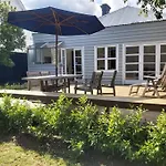 Grafton House Villa Oasis, Central Auckland