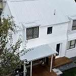 Perfect Location - Long Or Short-Term Stay!