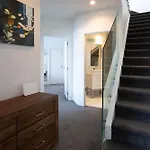 Split Level 125Sqm Sub Penthouse