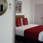 Ramada Suites By Wyndham Auckland Manukau Pacfic Centre
