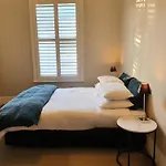 Charming Double Bay Villa