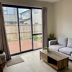 Scott Point Private Entry Flat Offers The Entire Living Room, Bedroom And Ensuite, Parking Available