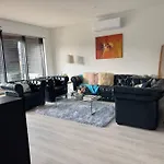 Luxury Villa- Long Bay Manhattan
