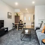 Executive Townhouse Auckland By Furnished Rentals