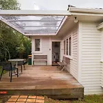 Charming Takapuna Residence