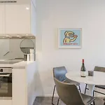 Executive City-Fringe Townhouse