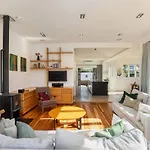 Magnificent Parkside Retreat