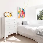 Bright Beachside Cottage
