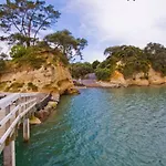 Beach Haven Seaview Retreat