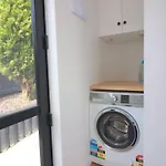 Cosy Tiny Home With Ocean Views