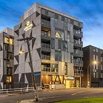 Bright 2Br Penthouse Family Friendly Near Arena