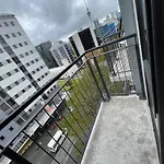 Queen St Gem