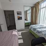 Newmarket Homestay - Twin Room