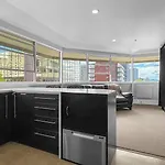 Whitaker Wish- Spacious, City Based Apartment With Carpark