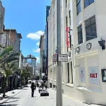 Heart Of Auckland 1Br Gem With Pool And Gym Access