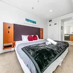 Sophisticated Spacious Apt W Stunning Harbour View