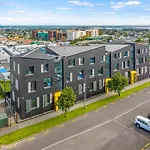 Layard Apartments 523 - West Auckland Apartment