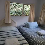 5 Bedroom Sweet House 82A Richardson Road