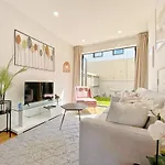 City Gem Greenery Backyard 2Br With Free Parking & Ac