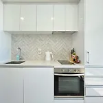 City Lights Getaway - 1Br Studio Central Living