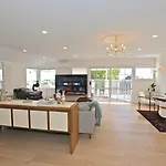 Holiday House In Totara Park